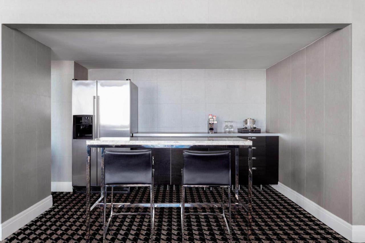 Le Meridien Charlotte Bagian luar foto
