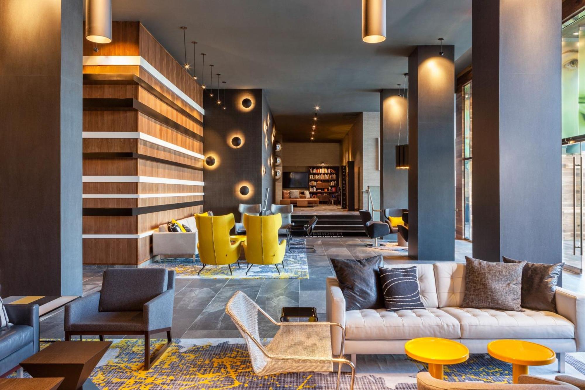 Le Meridien Charlotte Bagian luar foto