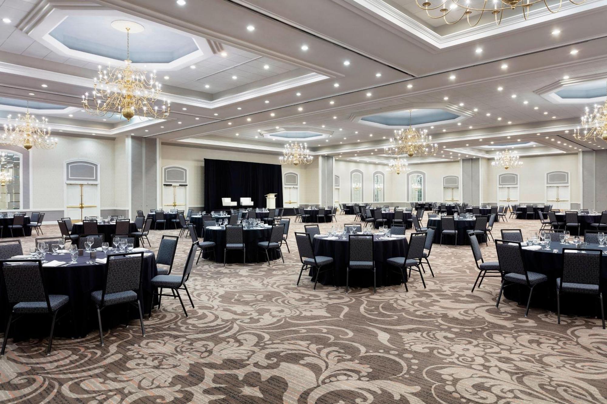 Le Meridien Charlotte Bagian luar foto
