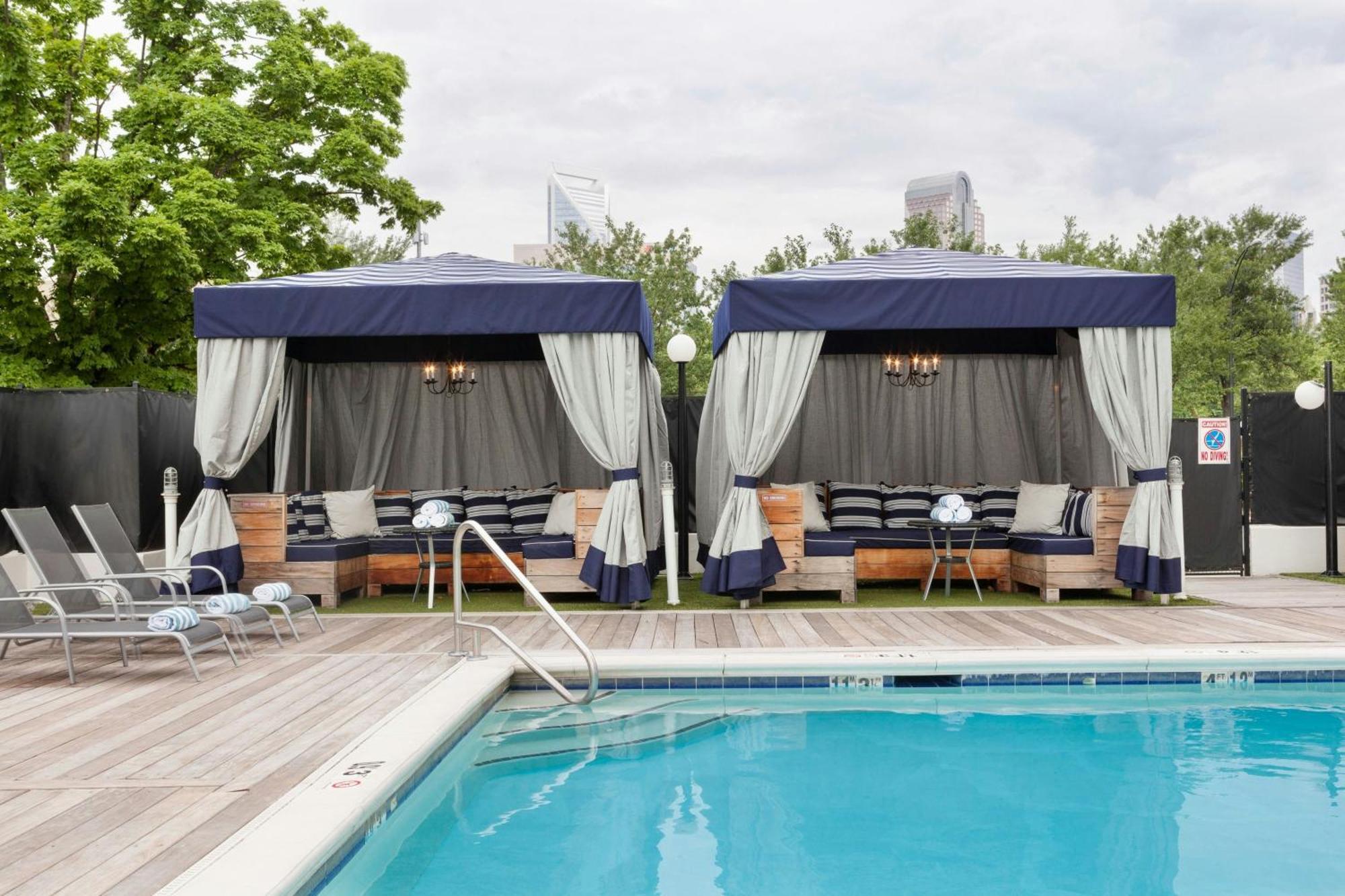 Le Meridien Charlotte Bagian luar foto