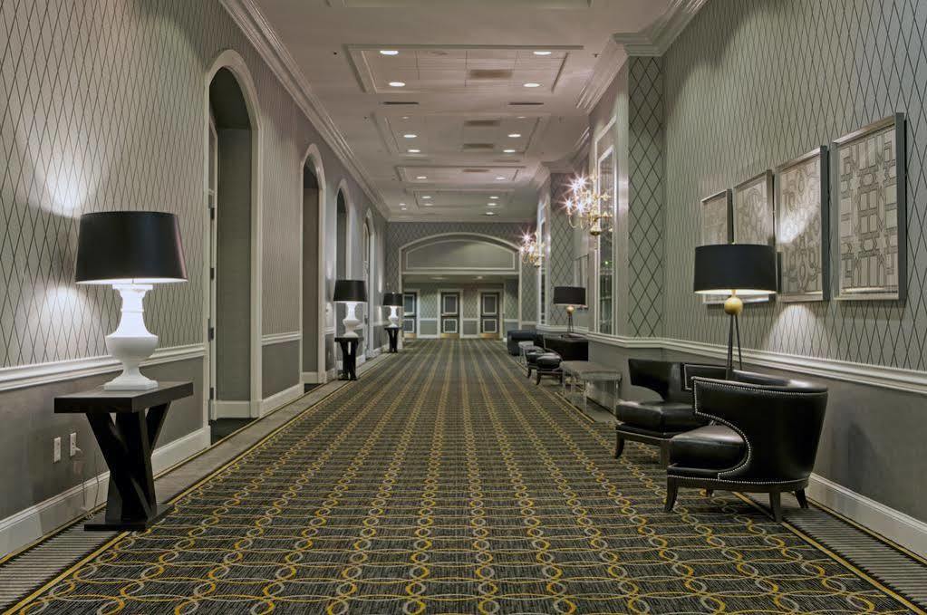 Le Meridien Charlotte Bagian luar foto